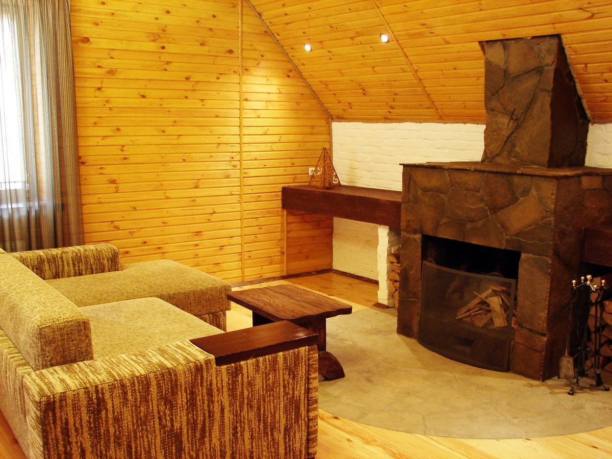 Pershyi Kordon Tourist Complex Hotel Medvedevka Room photo