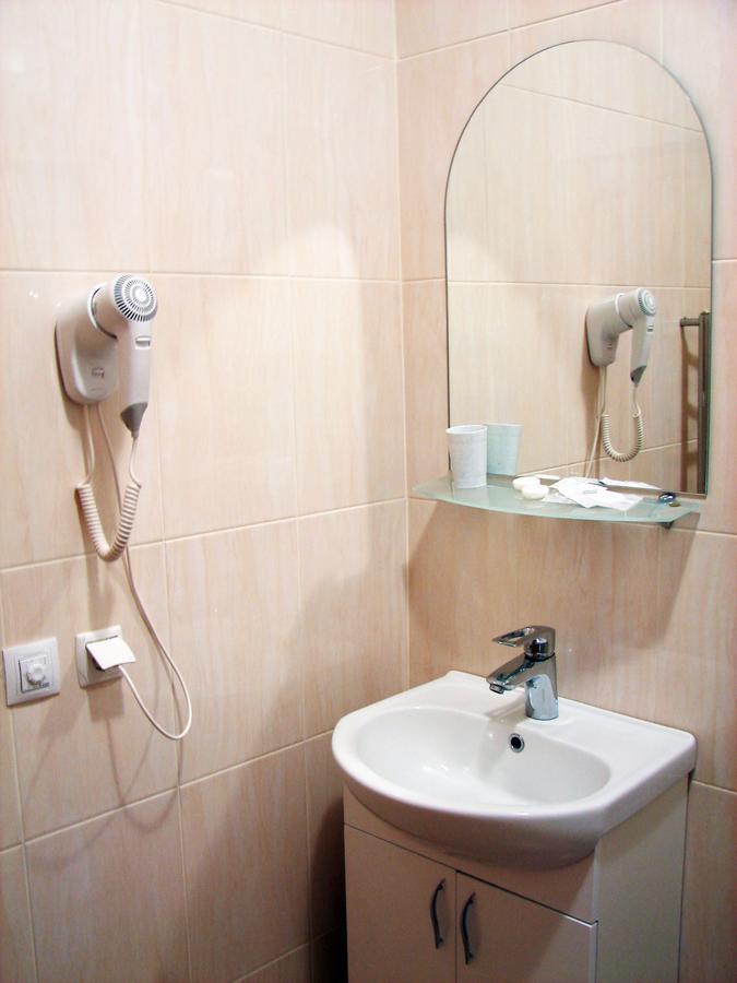 Pershyi Kordon Tourist Complex Hotel Medvedevka Room photo